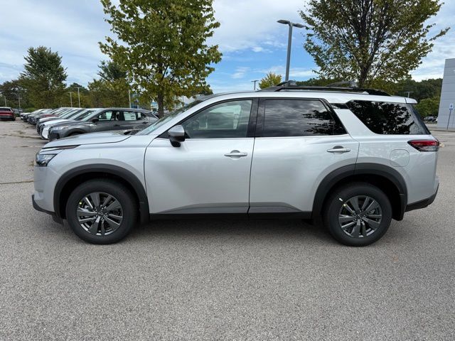 2025 Nissan Pathfinder SV photo 3