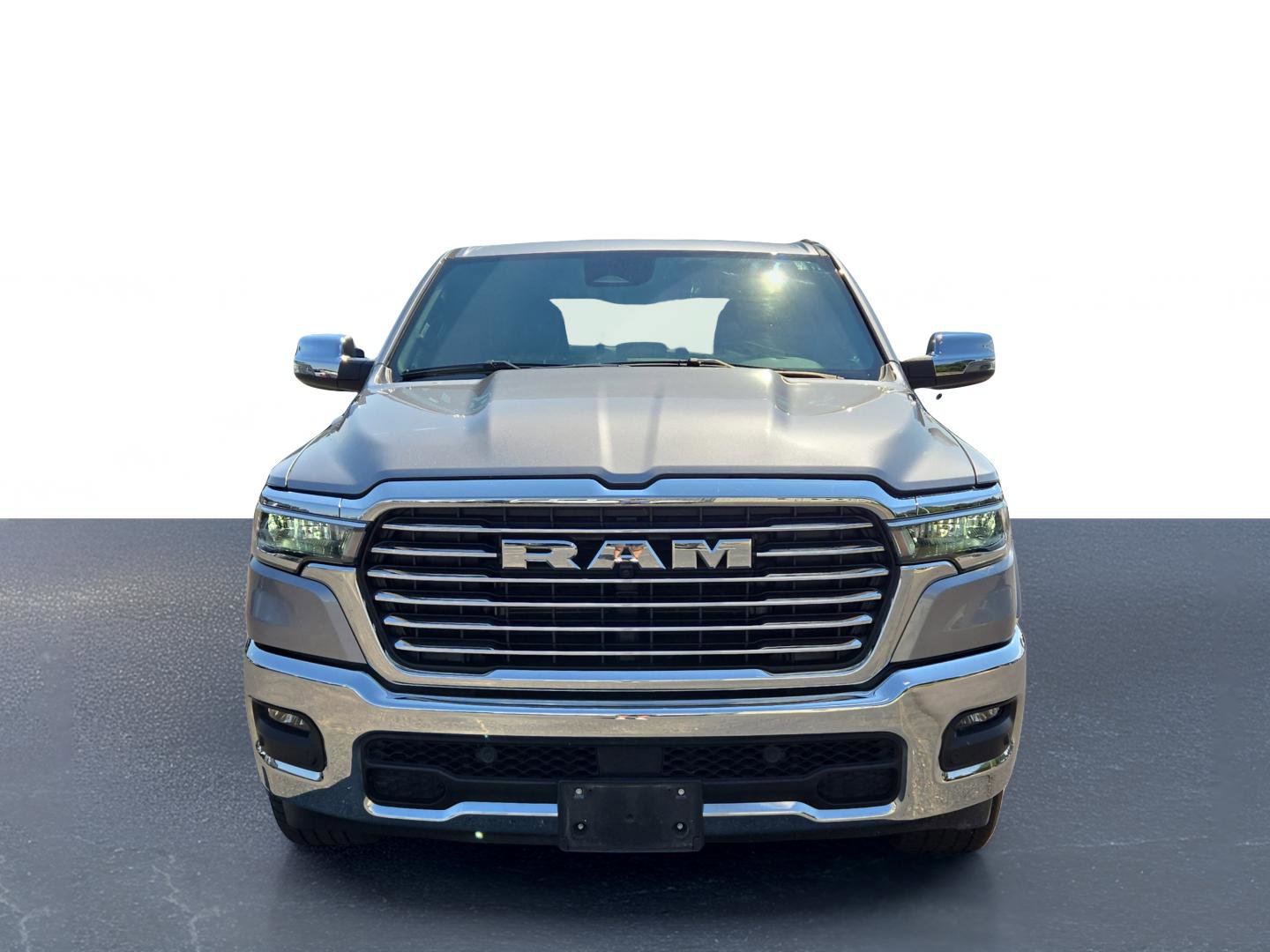 2025 Ram 1500 Laramie photo 2