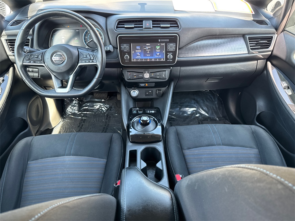 2019 Nissan Leaf SV photo 17