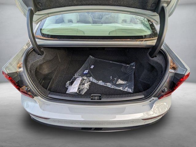 2024 Volvo S60 B5 Core photo 5
