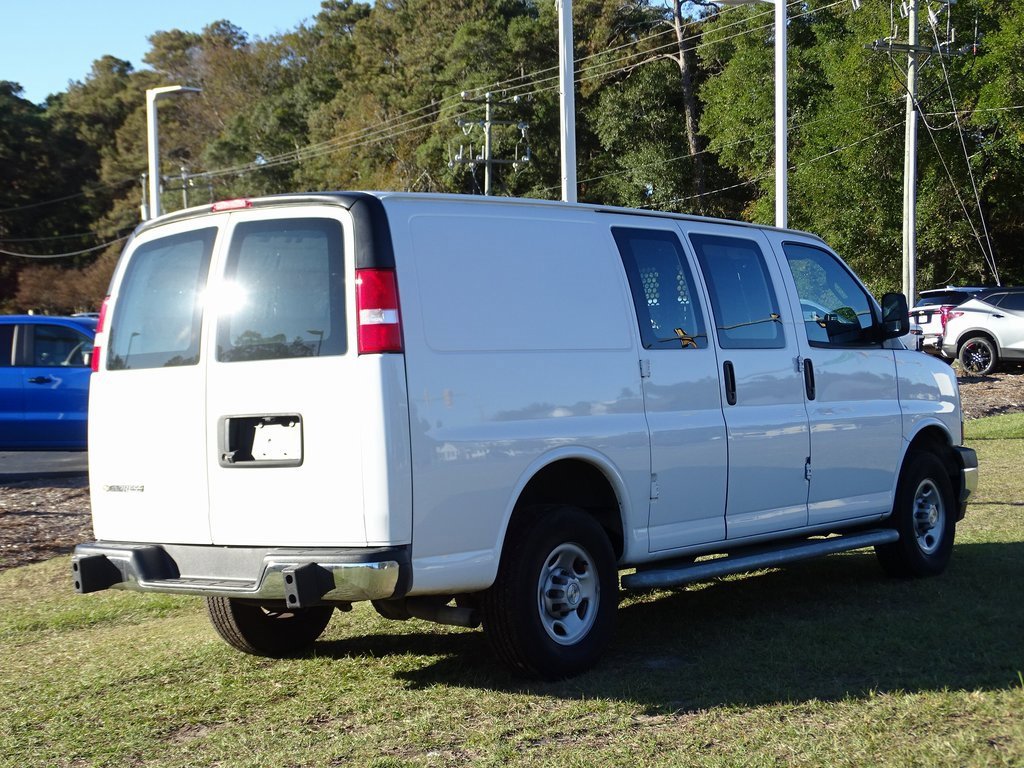 2023 Chevrolet Express 2500 Work Van Cargo photo 4