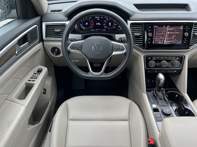 2023 Volkswagen Atlas SEL photo 27