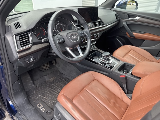 2022 Audi Q5 45 S line Premium photo 9