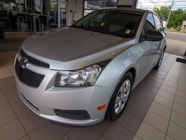 Used 2013 Chevrolet Cruze LS with VIN 1G1PB5SH6D7124675 for sale in Davison, MI