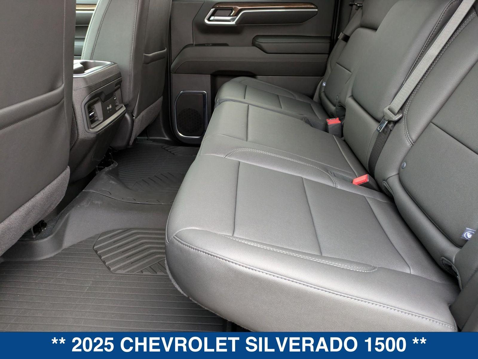 2025 Chevrolet Silverado 1500 LT photo 18