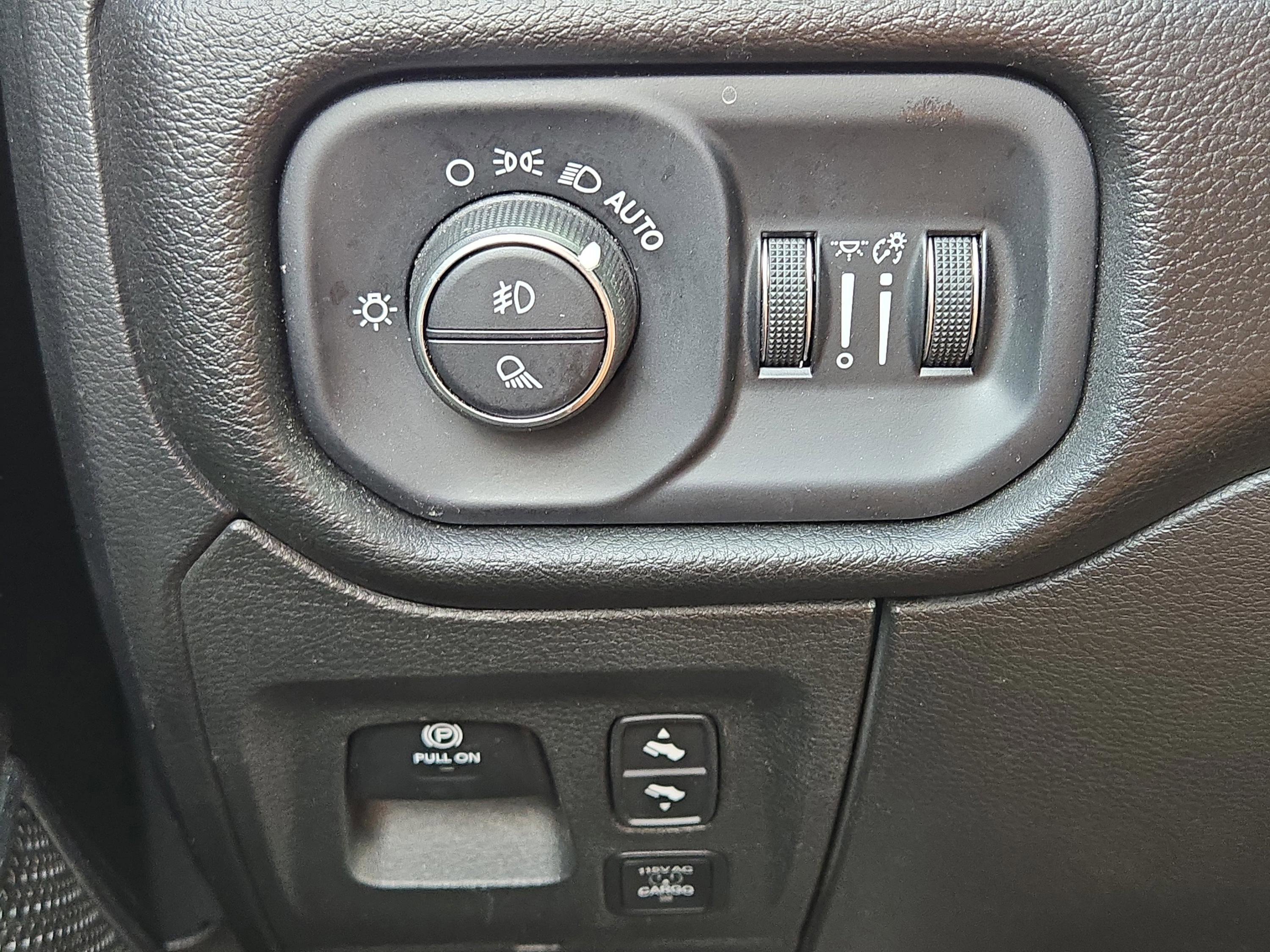 2023 Ram 1500 Laramie photo 19