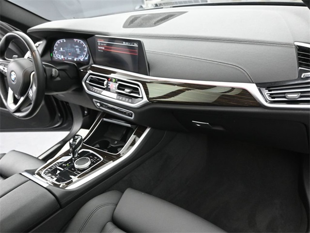 2021 BMW X5 - Image 26