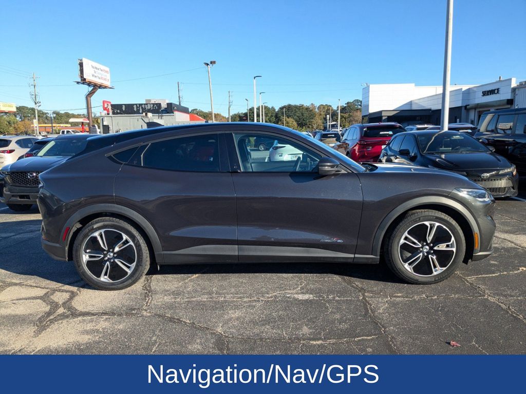 2022 Ford Mustang Mach-E Select photo 2