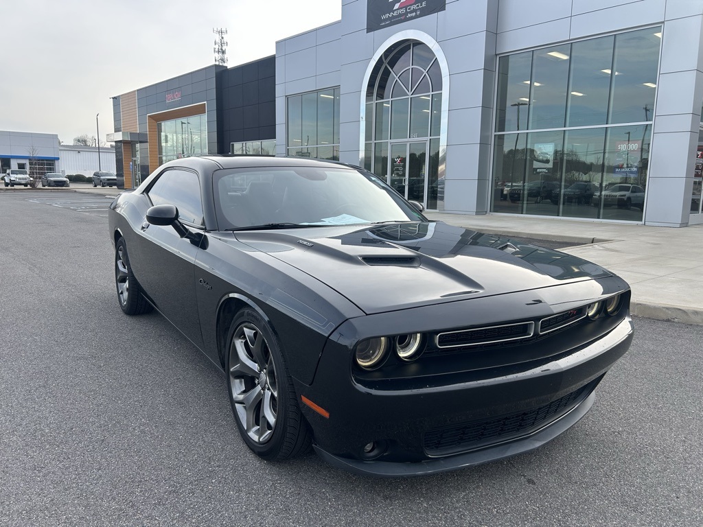 2015 Dodge Challenger R/T's photo