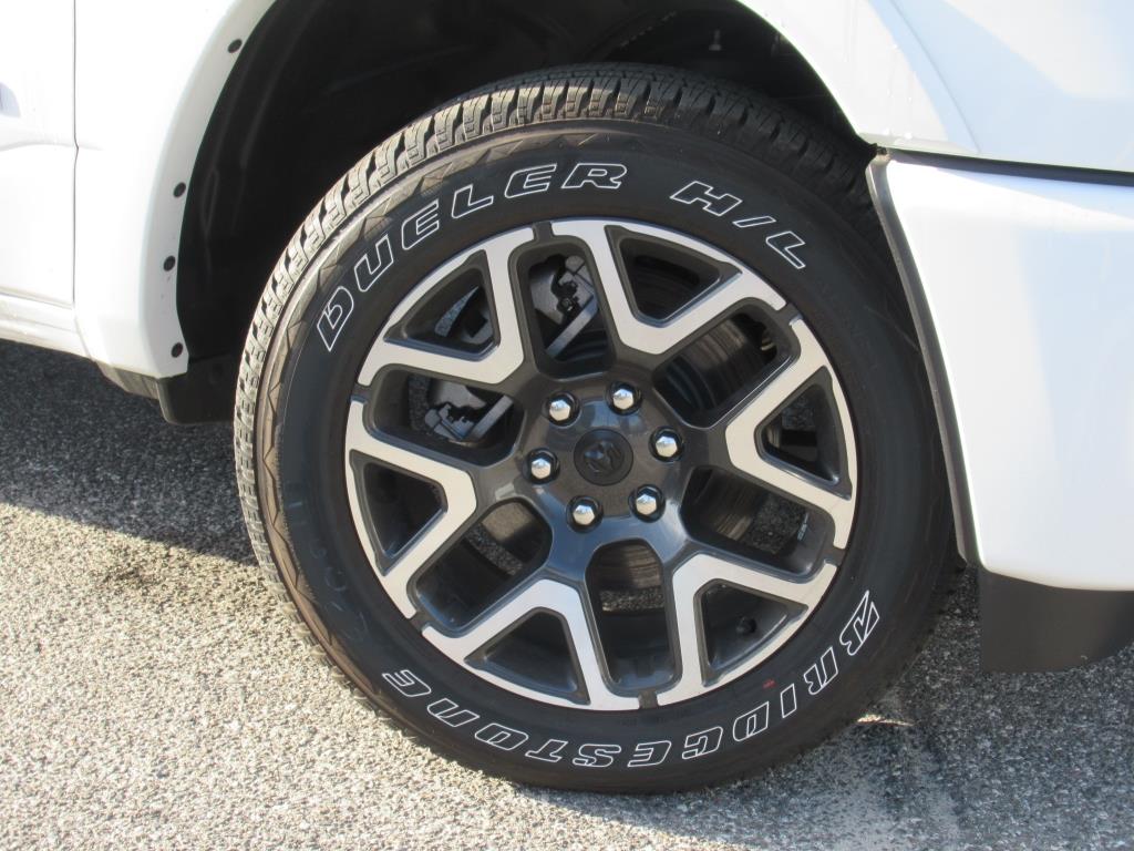 2025 Ram 1500 Laramie photo 6