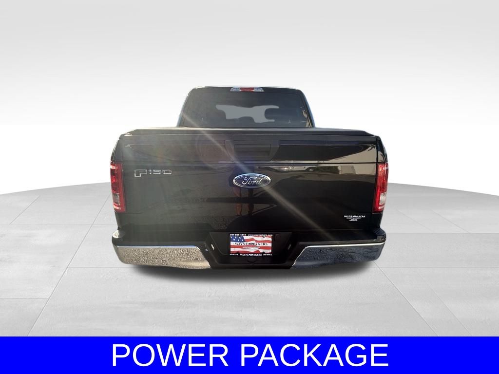 2017 Ford F-150 XLT photo 4