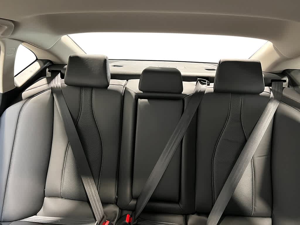 2025 Acura TLX Technology photo 25