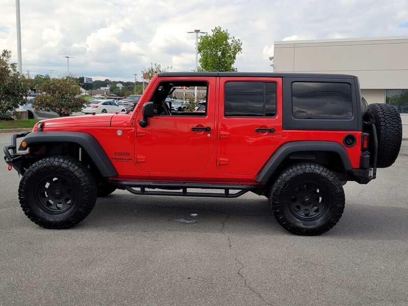 2016 Jeep Wrangler Unlimited Sport photo 3