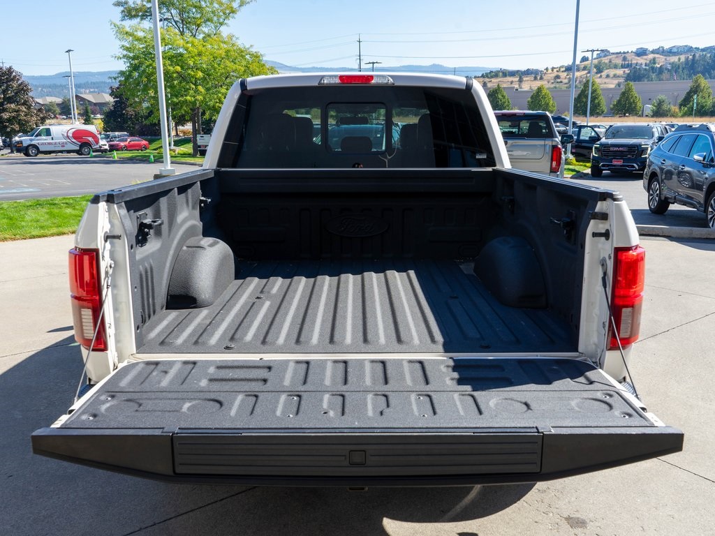 2018 Ford F-150 Platinum photo 33