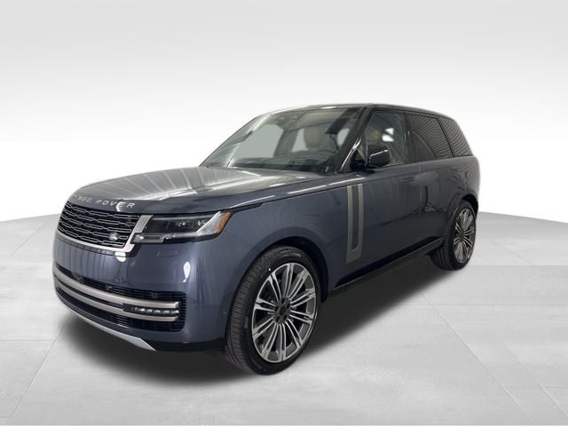 2026 Land Rover Range Rover SE's photo