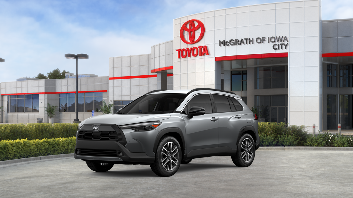 2026 Toyota Corolla Cross XLE's photo