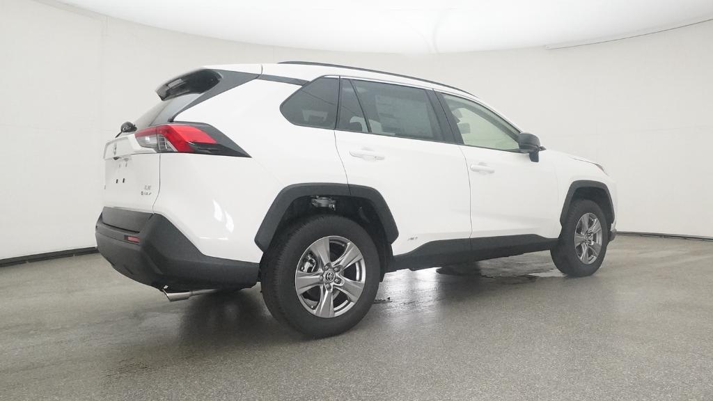 2025 Toyota RAV4 Hybrid LE photo 21
