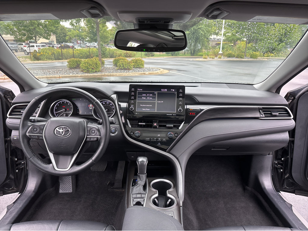 2023 Toyota Camry XLE photo 3
