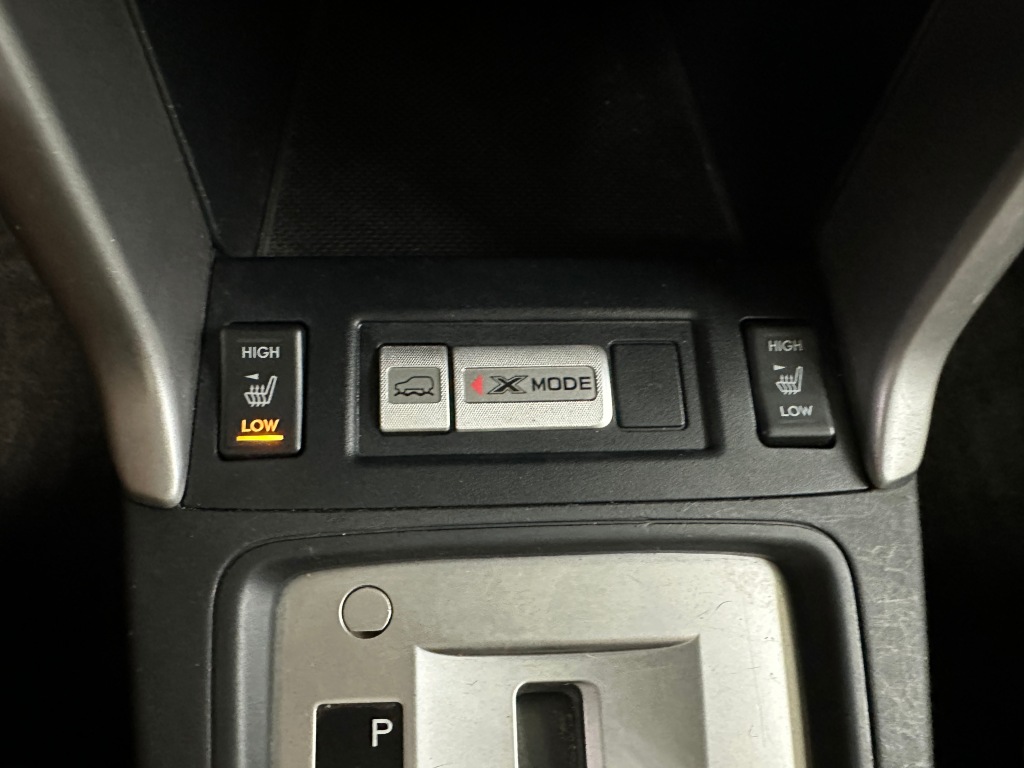 2017 Subaru Forester Premium photo 13