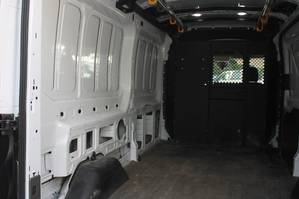 2020 Ford Transit Cargo Van photo 21