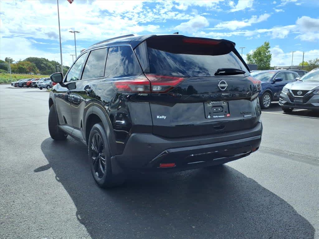 2023 Nissan Rogue SV photo 7