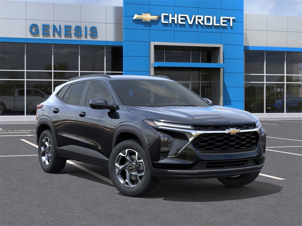 2025 Chevrolet Trax LT photo 2