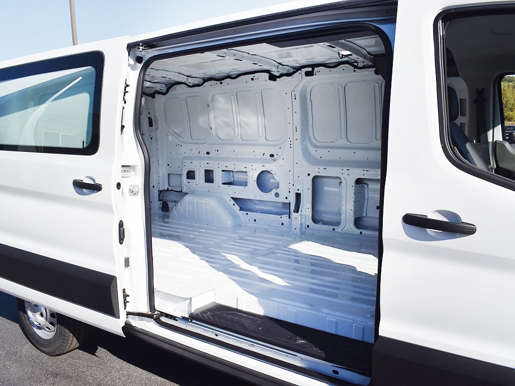 2025 Ford Transit Cargo Van XL photo 5