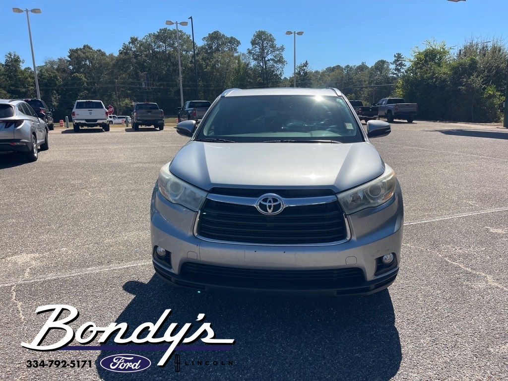 2015 Toyota Highlander XLE photo 2
