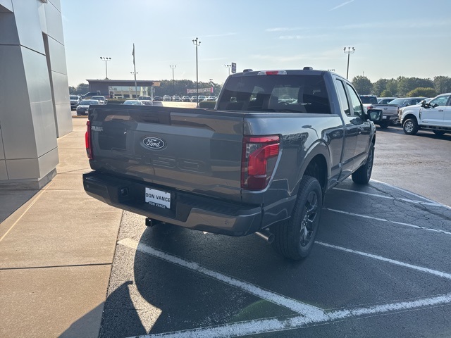 2025 Ford F-150 STX photo 4