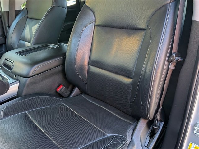 2018 Chevrolet Silverado 1500 LTZ photo 13