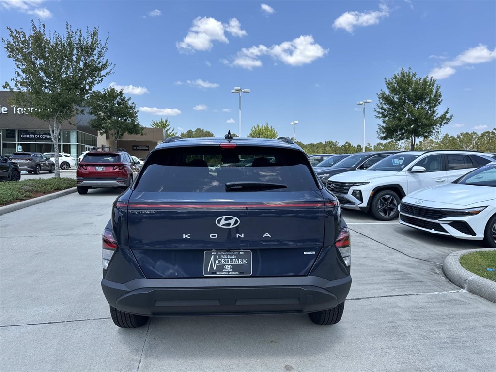 2026 Hyundai Kona SEL photo 2