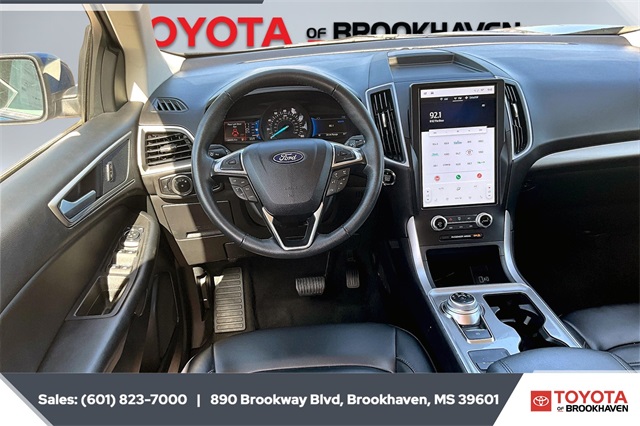 2024 Ford Edge SEL photo 5