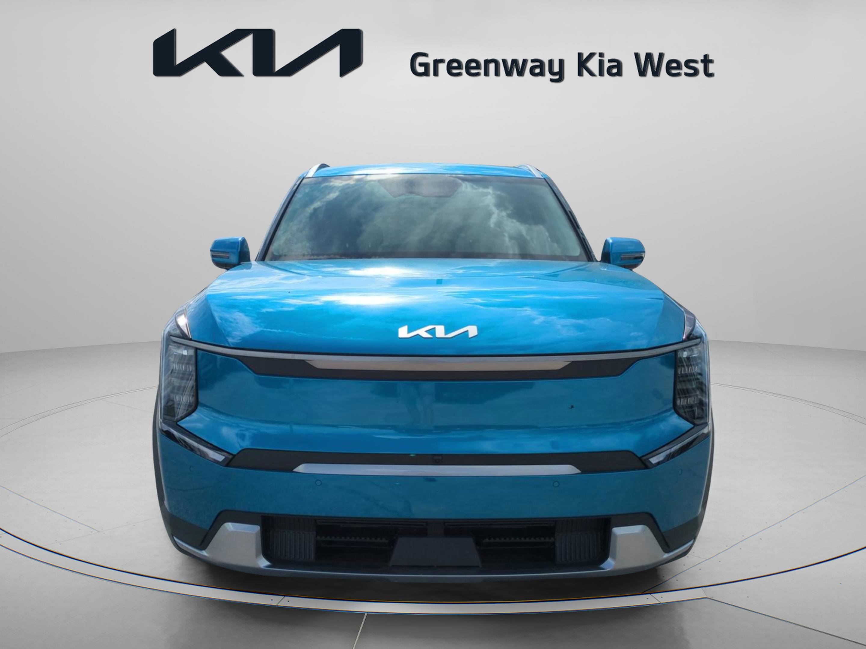 2026 Kia EV9 Wind photo 2