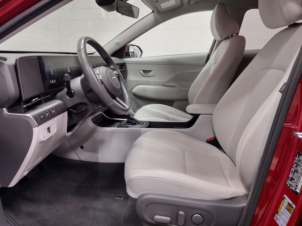 2024 Hyundai Kona SEL photo 17