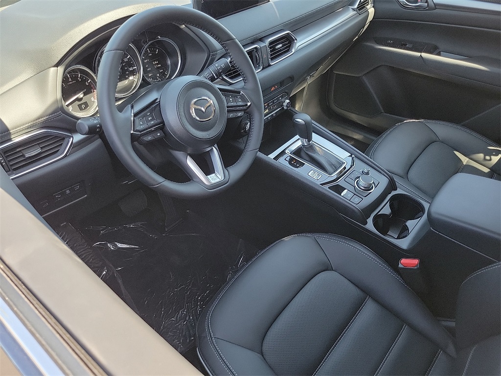 2025 Mazda CX-5 2.5 S Preferred photo 5