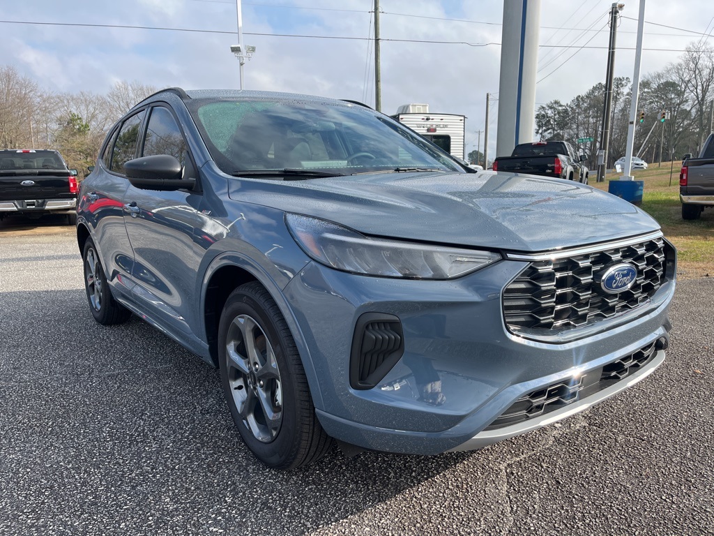 2024 Ford Escape ST-Line photo 3