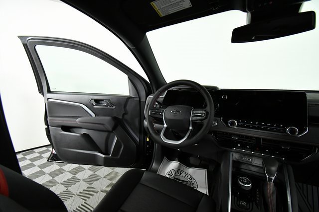 2026 Chevrolet Colorado Z71 photo 17