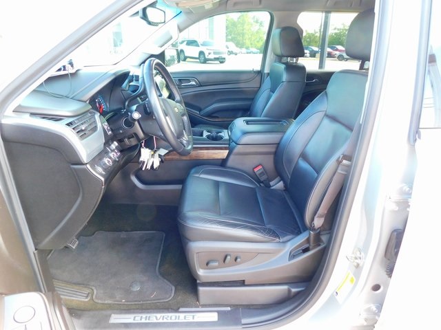 2017 Chevrolet Tahoe LT photo 13