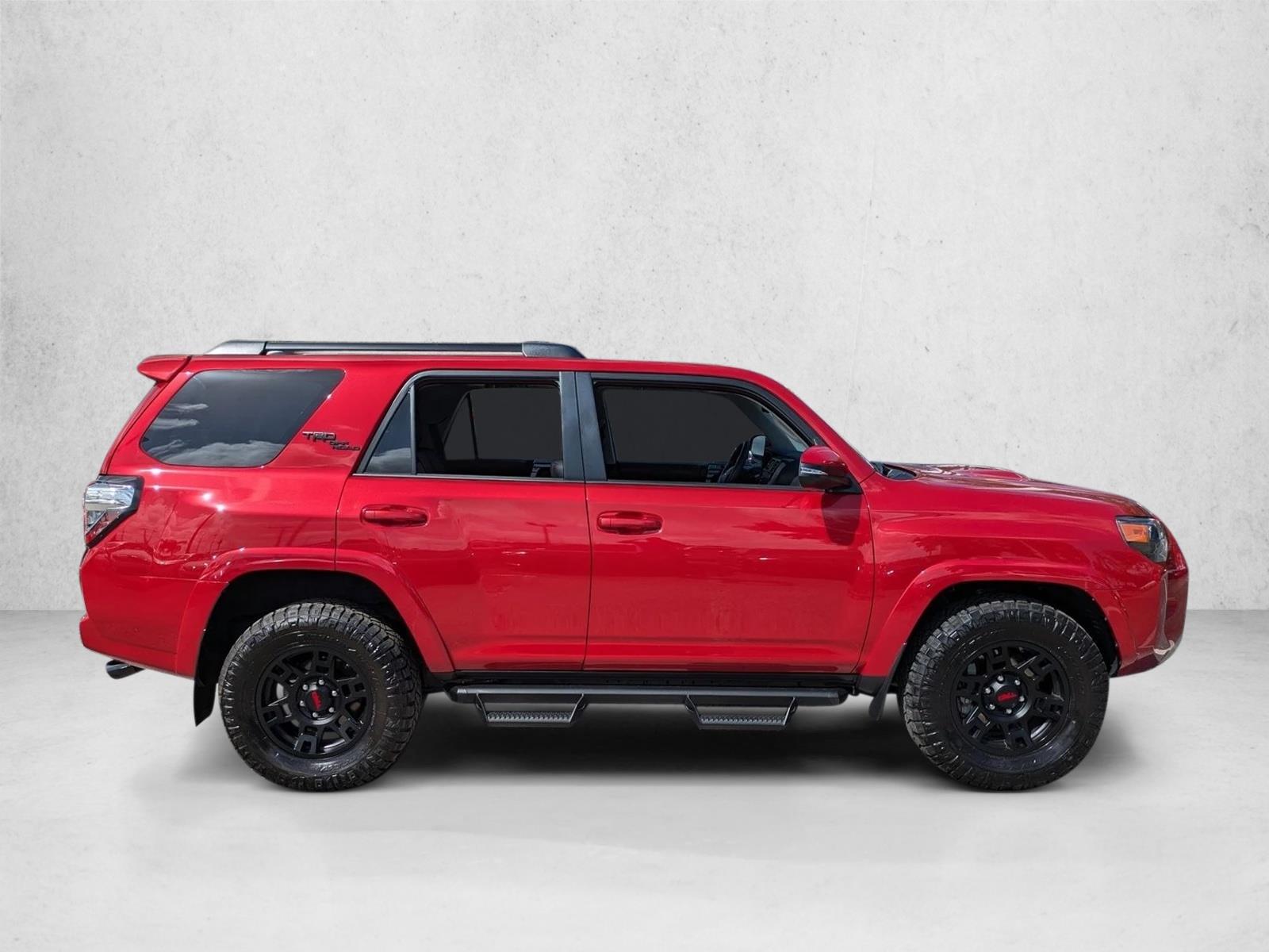 2022 Toyota 4Runner TRD Premium 4WD photo 3
