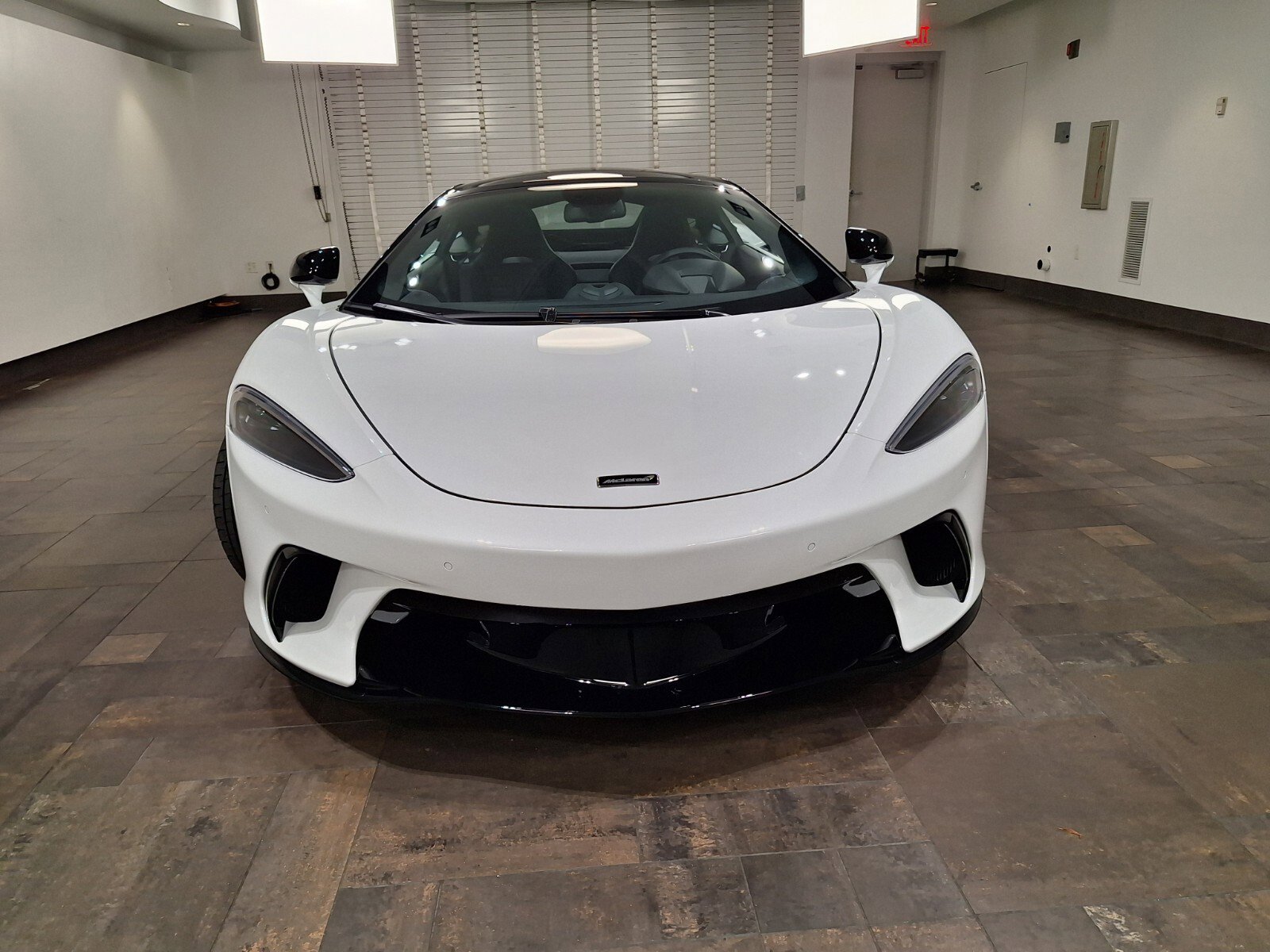 2025 Mclaren GTS photo 2