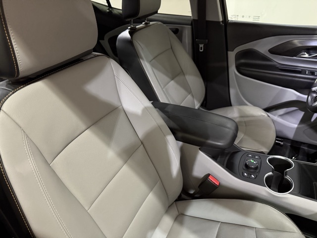 2021 Gmc Terrain SLT photo 2