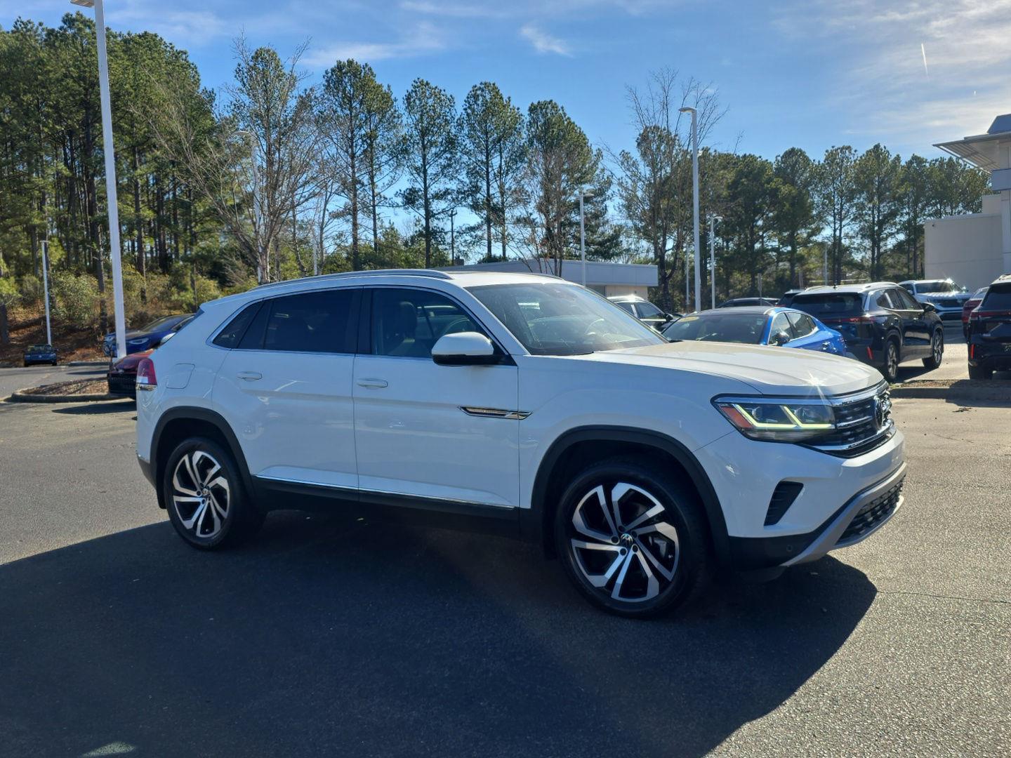 2022 Volkswagen Atlas Cross Sport SEL