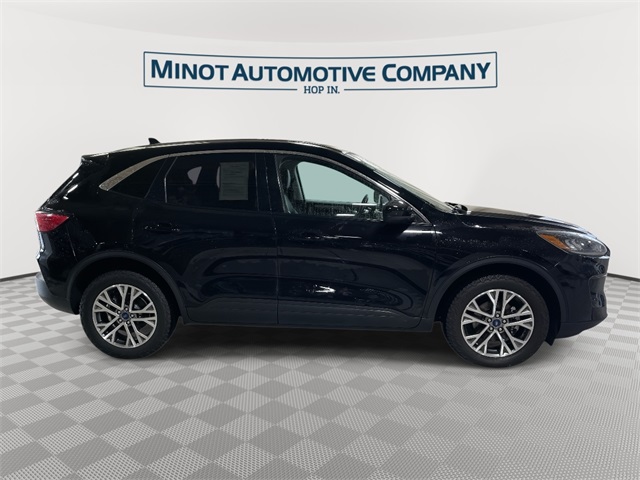 2022 Ford Escape SEL photo 3