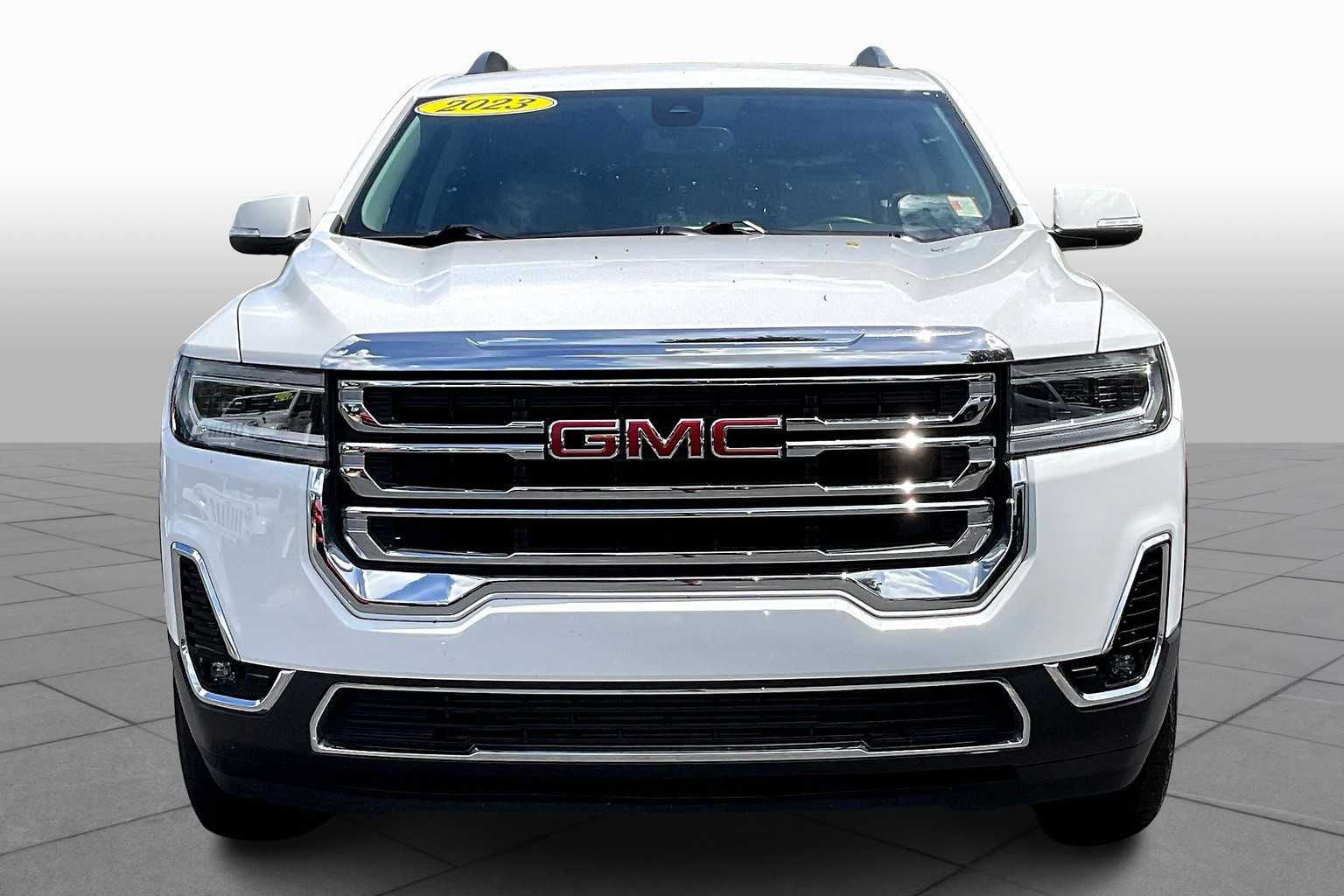2023 Gmc Acadia SLT photo 3