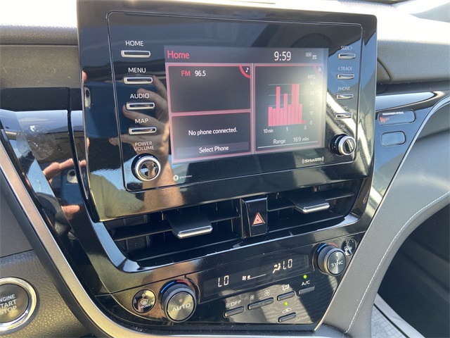 2024 Toyota Camry SE photo 8