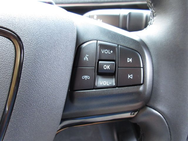 2025 Ford Mustang Mach-E Select photo 15