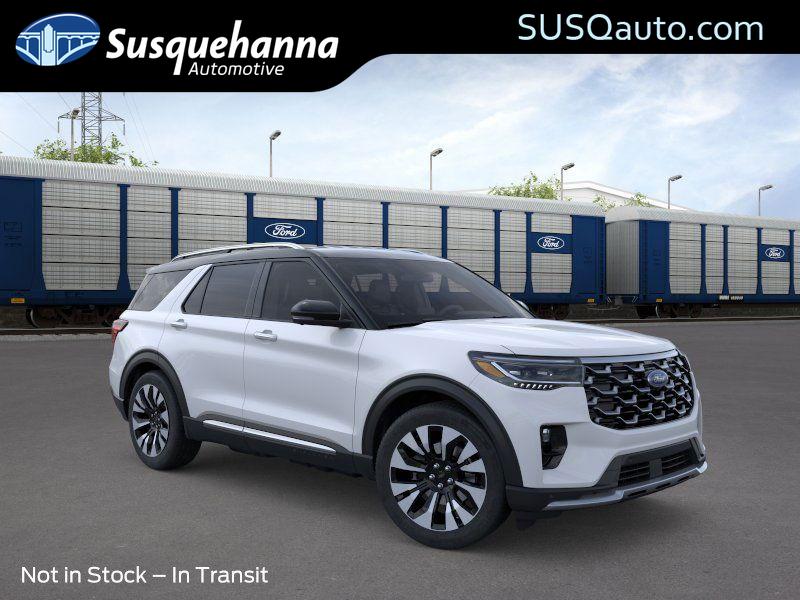 2026 Ford Explorer Platinum's photo