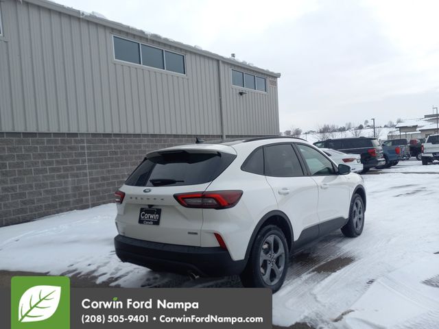 2025 Ford Escape ST-Line Select photo 3