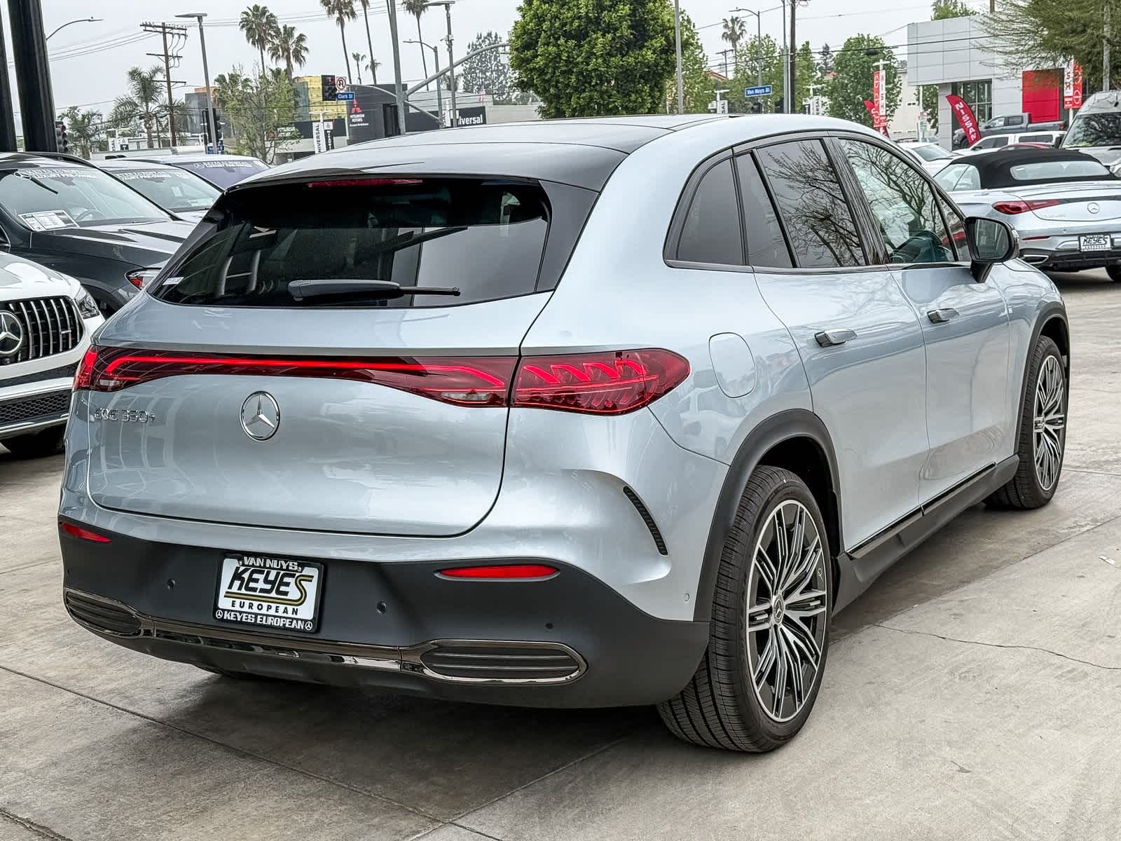 2024 Mercedes Benz EQE SUV 350 photo 4