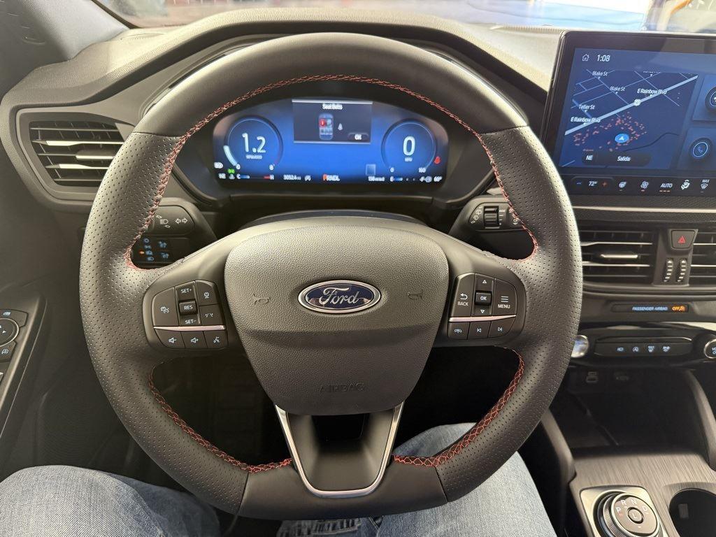 2025 Ford Escape ST-Line Select photo 13